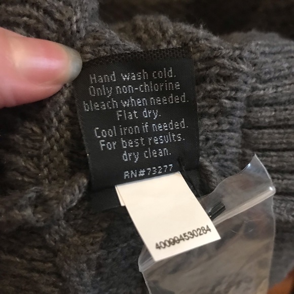 2/$45 Marc Anthony Grey Sweater - Picture 5 of 5